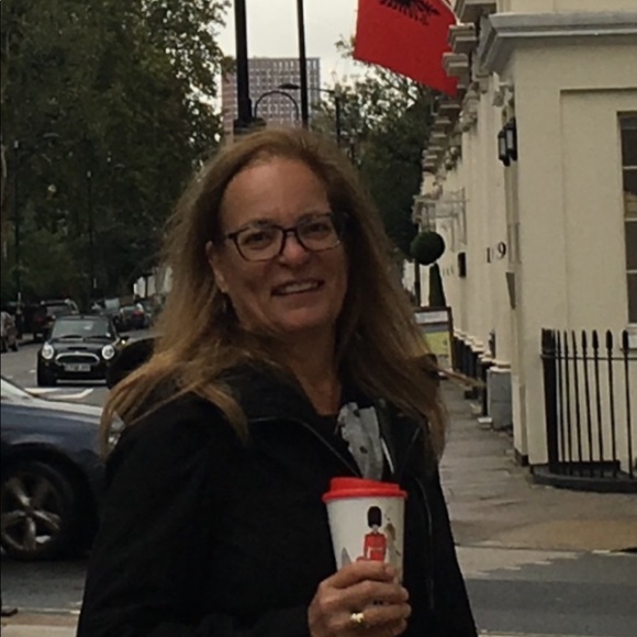 Meet your Posher, Kim - Picture 1 of 1